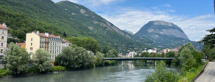 Grenoble is one of Ooit.