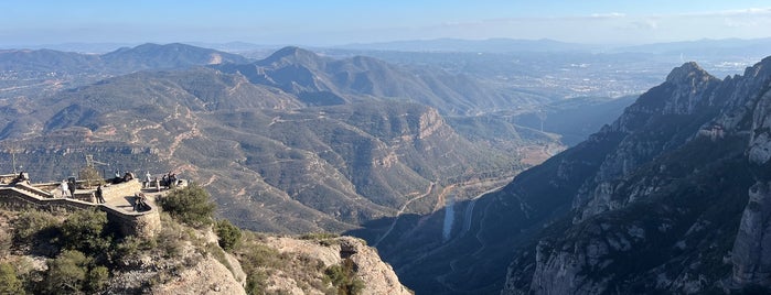 Mirador dels Apòstols is one of Barcelona.