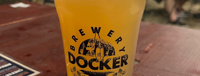 Docker BrewPub is one of Gokhan : понравившиеся места.