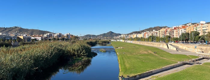 Riu Besòs is one of Lieux qui ont plu à Helena.