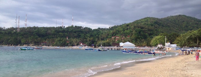 Pantai Senggigi is one of LOMBOK.