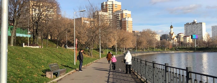 Парк «Кожухово» is one of Парки.