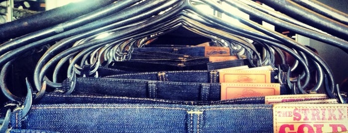 Self Edge Denim is one of Lieux sauvegardés par Corey.