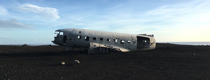 DC-3 Sólheimasandi is one of Mission: Iceland.