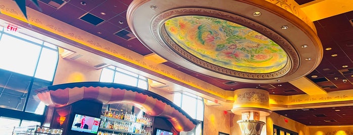 The Cheesecake Factory is one of Bars.
