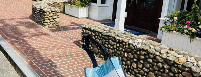 vineyard vines is one of Favorites of Martha's Vineyard.