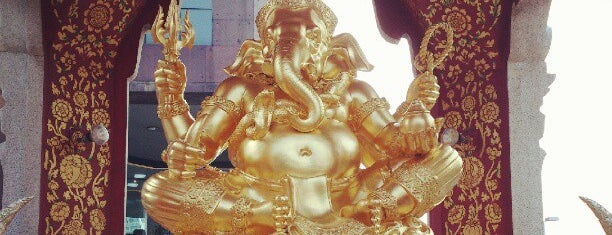 Ganesha and Trimurti Shrine is one of Trips / Thailand.