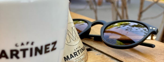 Café Martínez is one of Para merendar.