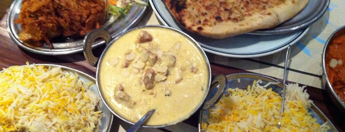 Khan's Restaurant is one of India/Sri Lanka/Pakistan in London.