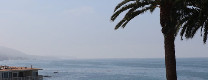 Fisherman's Cove Beach is one of California.