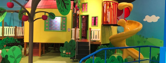 Peppa Pig World Of Play is one of Dallas.