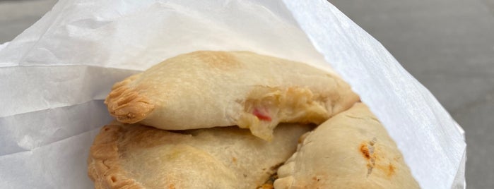 The Argentos Empanadas and More is one of Lieux qui ont plu à Omer.