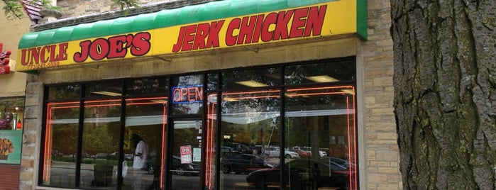 Uncle Joe's Jerk Chicken is one of Tempat yang Disimpan Nikkia J.