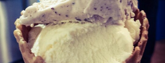 Murphy's Ice Cream is one of Lugares favoritos de Nour.