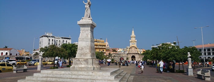 Camellon Martires is one of Cartagena de Indias.