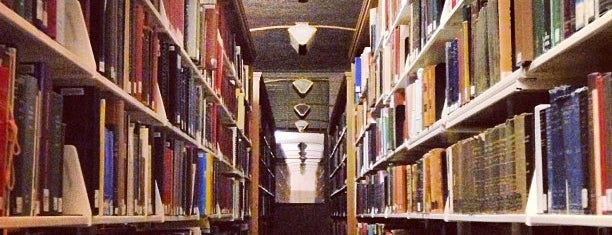 Rochester Public Library is one of MaryEllen : понравившиеся места.