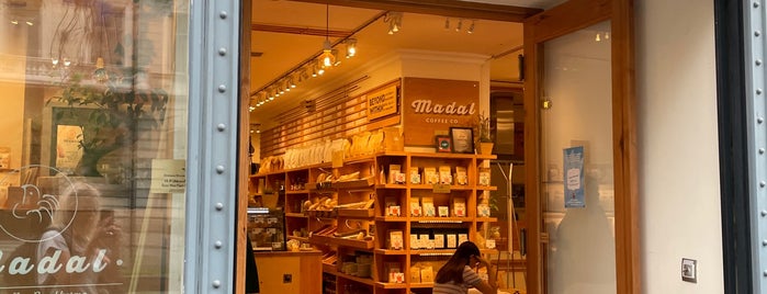 Madal Cafe - Espresso & Brew Bar is one of Budapest Barista.