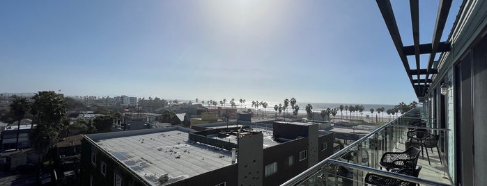 High Rooftop Lounge is one of Venice/Santa Monica.