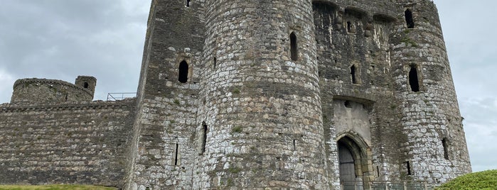 Kidwelly Castle is one of Places in Wales.