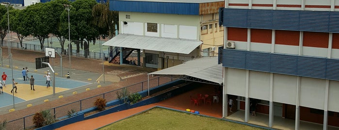 Colégio Salesiano Dom Bosco is one of Escolas de Campo Grande.