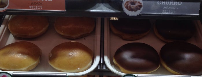 Krispy Kreme is one of The 13 Best Places for Espresso Drinks in Cancún.