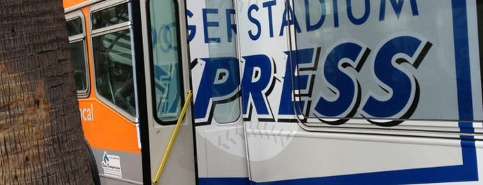 Dodger Stadium Express is one of Christopher 님이 좋아한 장소.