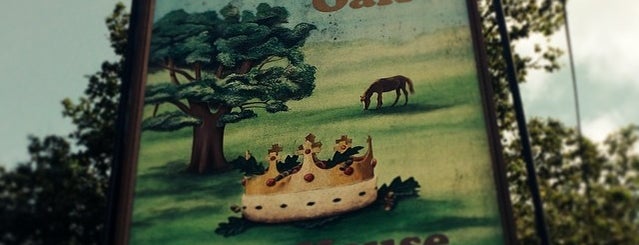 The Royal Oak is one of Lugares favoritos de Carl.