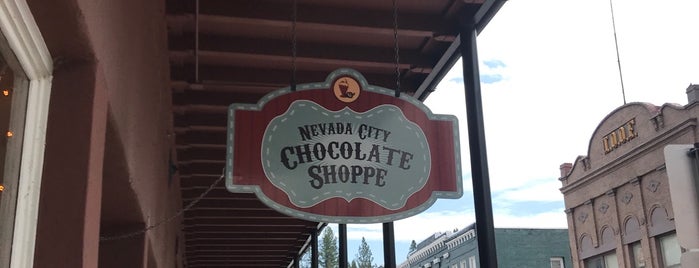 Nevada City Chocolate Shoppe is one of Tempat yang Disukai Jason.