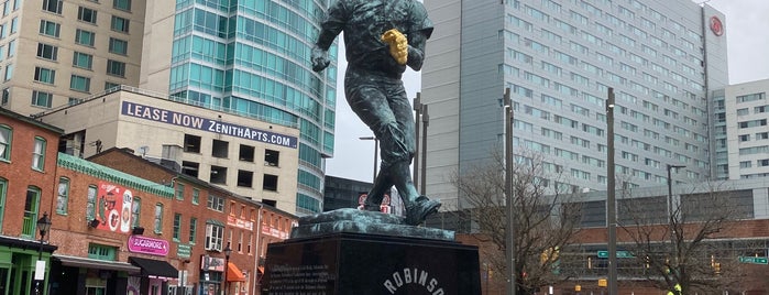 Brooks Robinson statue by Joseph Sheppard is one of Entertainment.