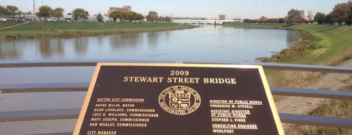 Stewart Street Bridge is one of Tempat yang Disukai Dave.