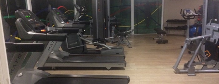 Ramada Fitness Center Luxemburgo is one of Orte, die Paula gefallen.