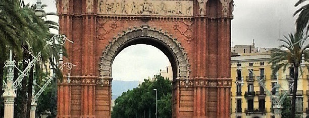 Arco del Triunfo is one of Barcelona.