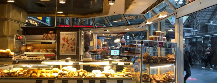 Heberers Snack&Coffee is one of Frankfurt.