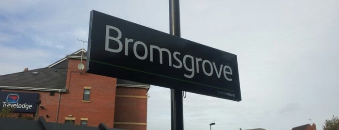 Bromsgrove Railway Station (BMV) is one of Trens e Metrôs!.