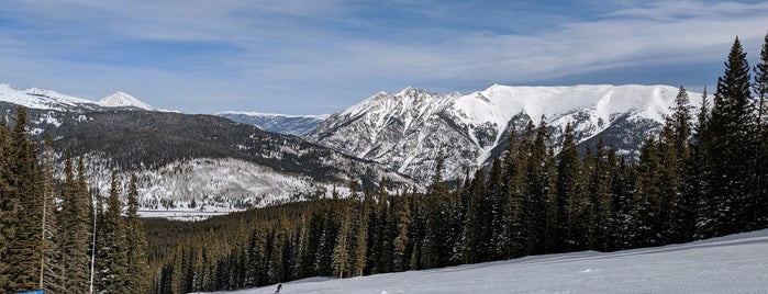 Copper Mountain Ski Lodge is one of Gespeicherte Orte von Chai.