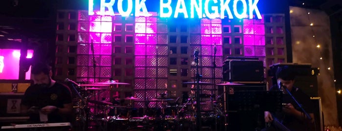 Trok Bangkok is one of Aroi Khaosan.
