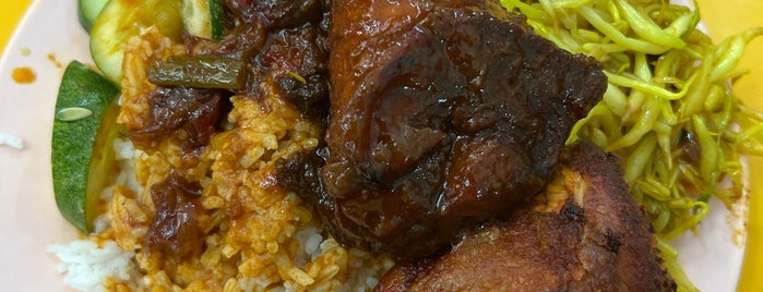 Sultana Nasi Kandar (Nasi Lambai) is one of food.