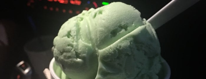 Joy's Ice Cream Plus is one of Kyra 님이 좋아한 장소.