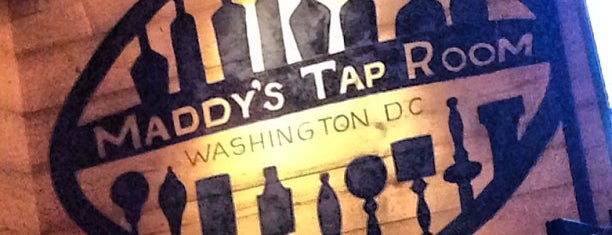 Maddy's Tap Room is one of สถานที่ที่ John ถูกใจ.