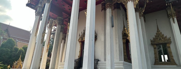 Wat Ratchaburana is one of BKK2017.