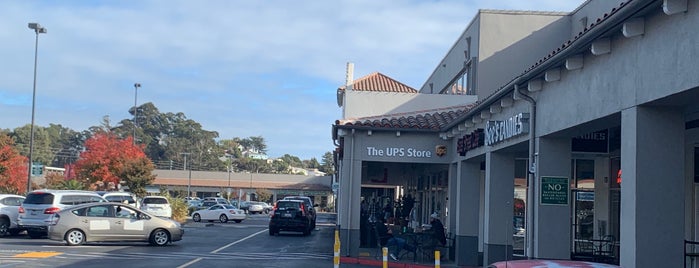 Montecito Shopping Center is one of San Rafael.