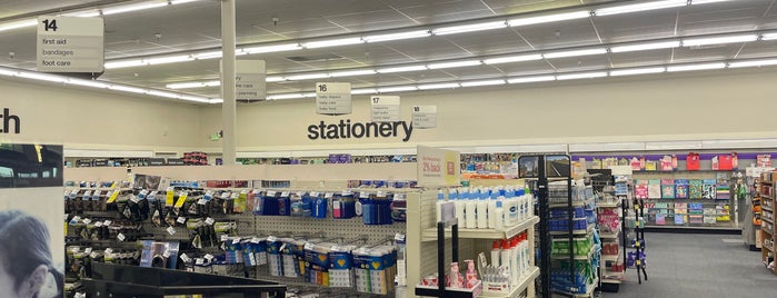 CVS pharmacy is one of Soniさんのお気に入りスポット.