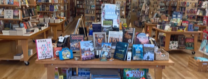 Copperfield's Books is one of San Rafael.