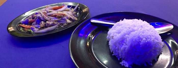 Serai Thai Restaurant is one of Posti che sono piaciuti a Neel.