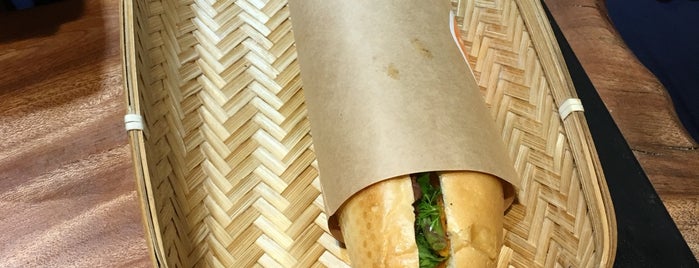 Bánh Mì 25 is one of Orte, die Neel gefallen.