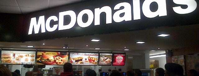 McDonald's is one of Lugares favoritos de Martin.