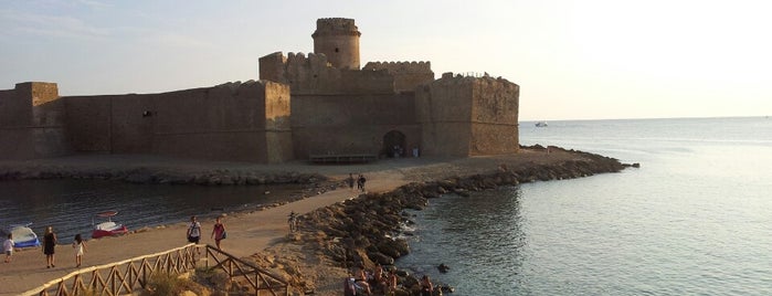 Castello Aragonese is one of Kimmie's Saved Places.