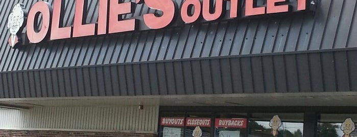 Ollie's Bargain Outlet is one of Lieux qui ont plu à Chyrell.