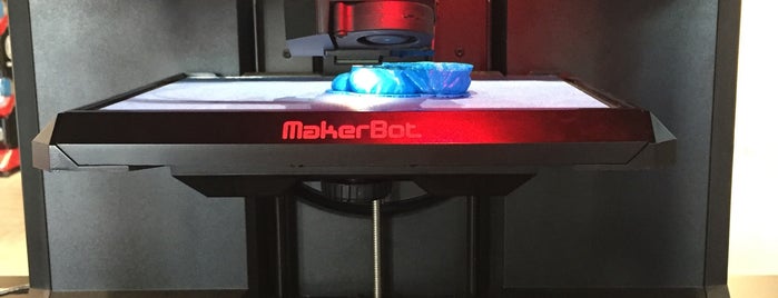 MakerBot Store is one of Favorites.