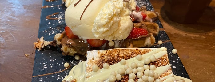 Max Brenner Chocolate Bar is one of The 15 Best Places for Dark Chocolate in Sydney.